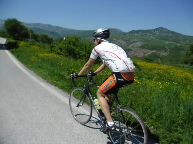 Cycling Tour in Italy, 2nd day, climbing