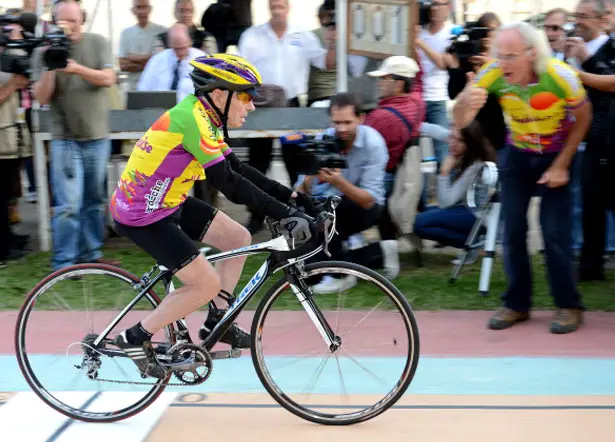 100YearOld Robert Marchand Sets 100km Cycling Record  Cycling Passion