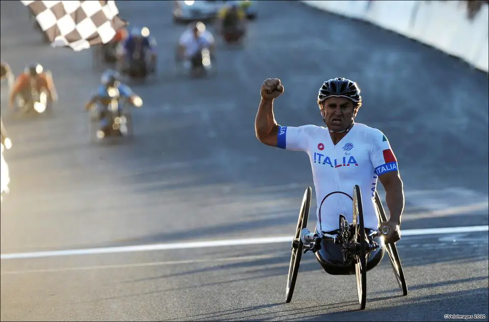 Alex Zanardi won a second hand-cycling gold of Paralympics - Cycling Passion