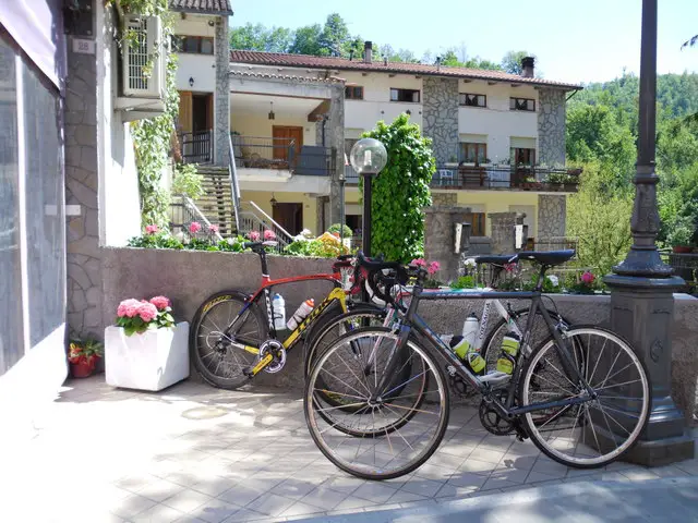 Cycling Tour in Italy, 2nd day, coffee break in Commune di Sestino
