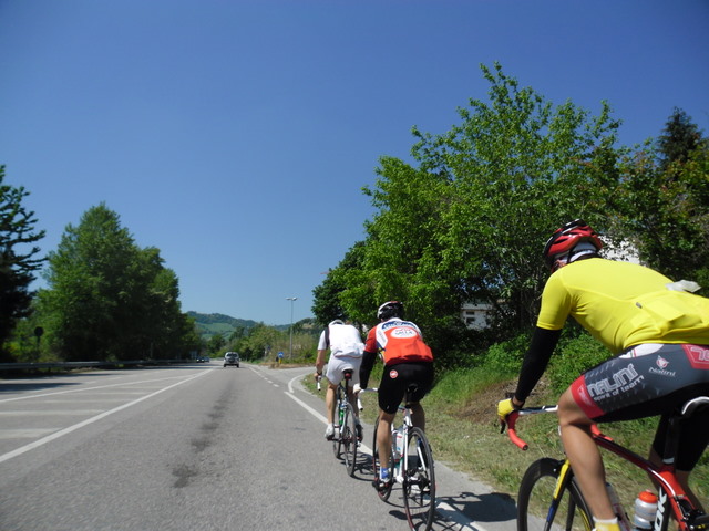 Cycling Tour in Italy, 2nd day, a local cyclist