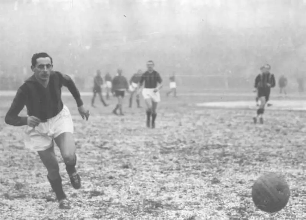 "Il campionissimo" Fausto Coppi as a football player.