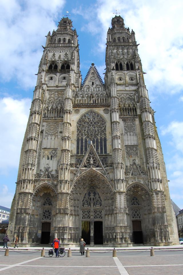Tours Cathedral Saint-Gatian