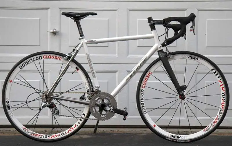 Boutique bicycle manufacturers: Quiring road bike