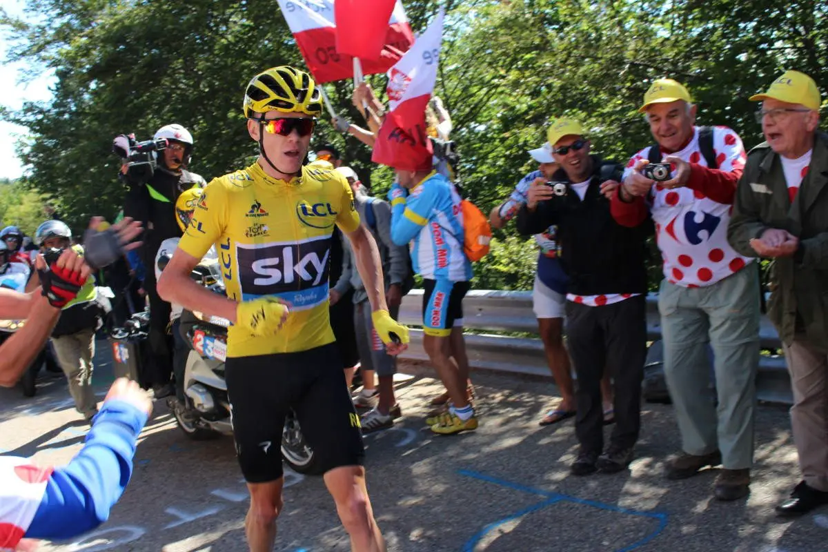 Chris Froome running